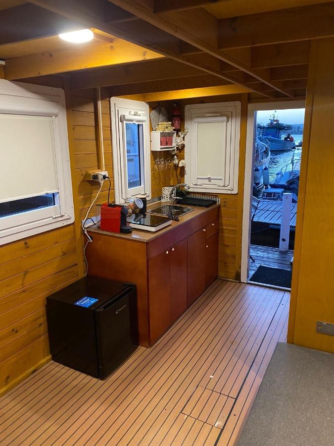 House Boat V Al Poetto 2 Pax Piu' 1 Apartamento *